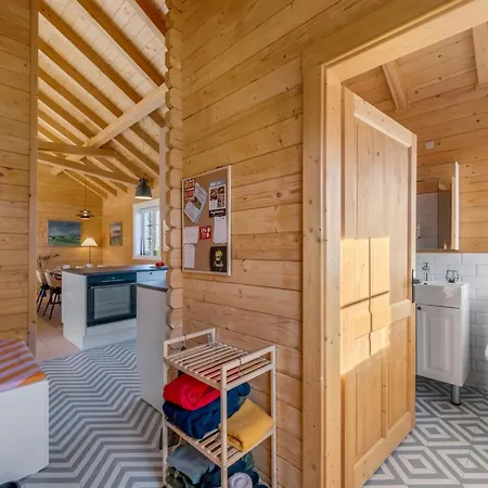 Taija - 200m To The Fjord By Interhome *